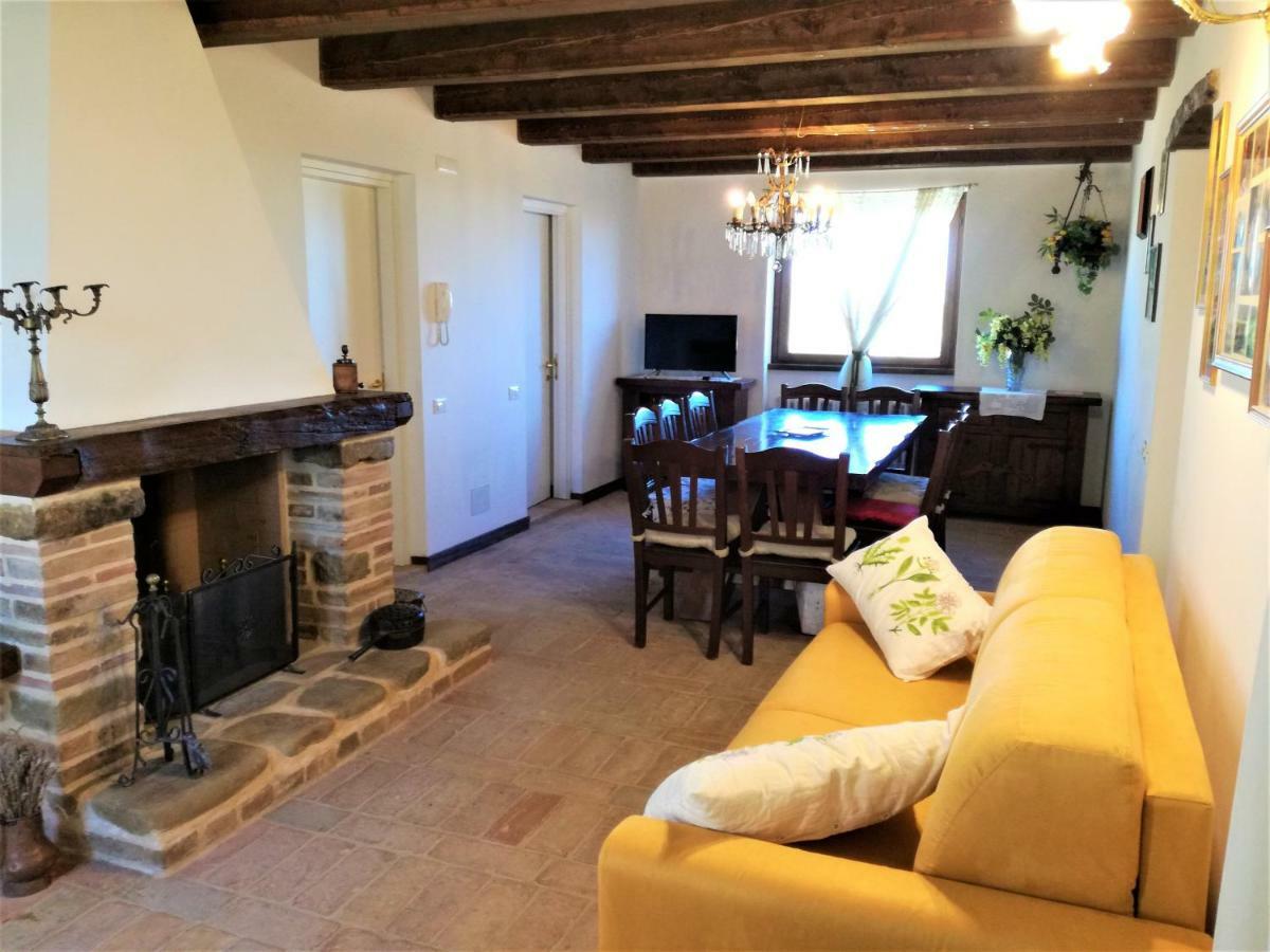 Casale San Martino Agriturismo Bio Sant'Angelo in Pontano Extérieur photo